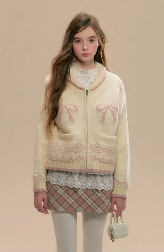 Beige and pink wool cardigan